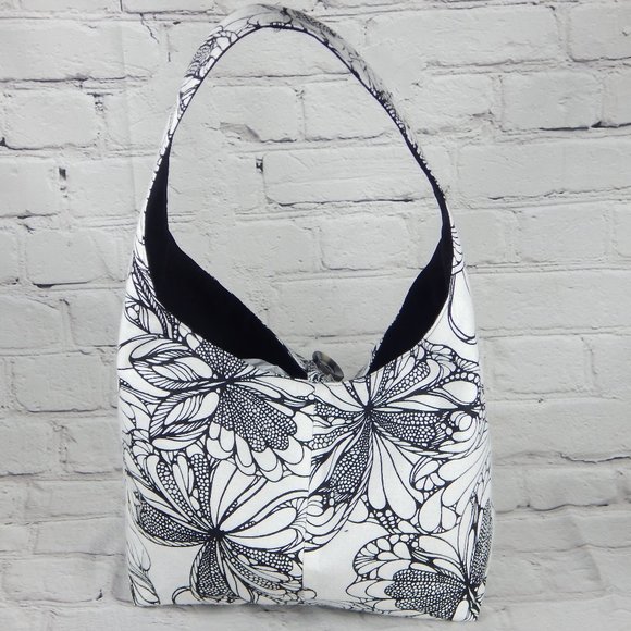 Gorgeous Handmade Hobo Bag Butterflies Print - Picture 6 of 7